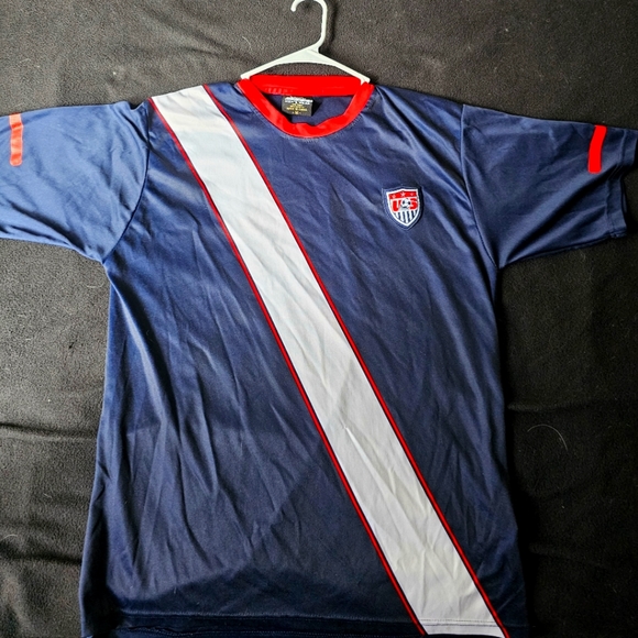 USA World Cup Soccer Jersey - Picture 1 of 2